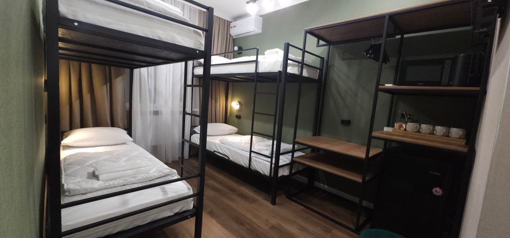 Bagmut House — Четырёхместный номер стандарт