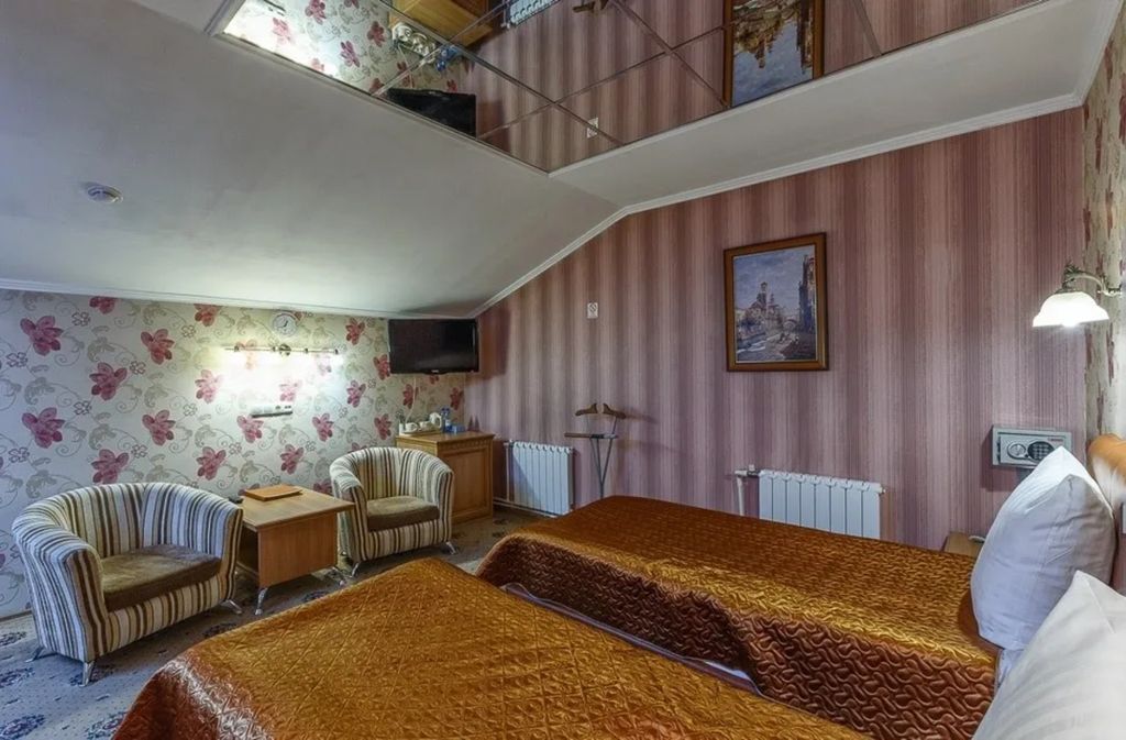 7 пятниц — Двухместный номер с 2 отдельными кроватями комфорт