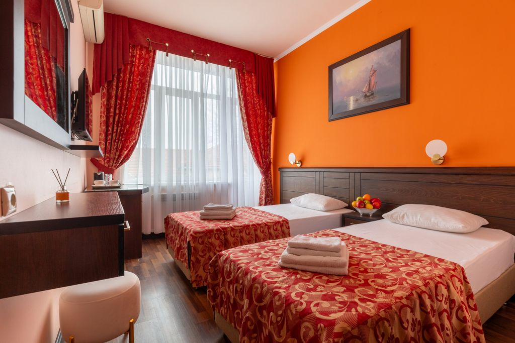 Катран — Двухместный номер с 2 отдельными кроватями Двухместный номер с 1 двуспальной кроватью или 2 односпальными