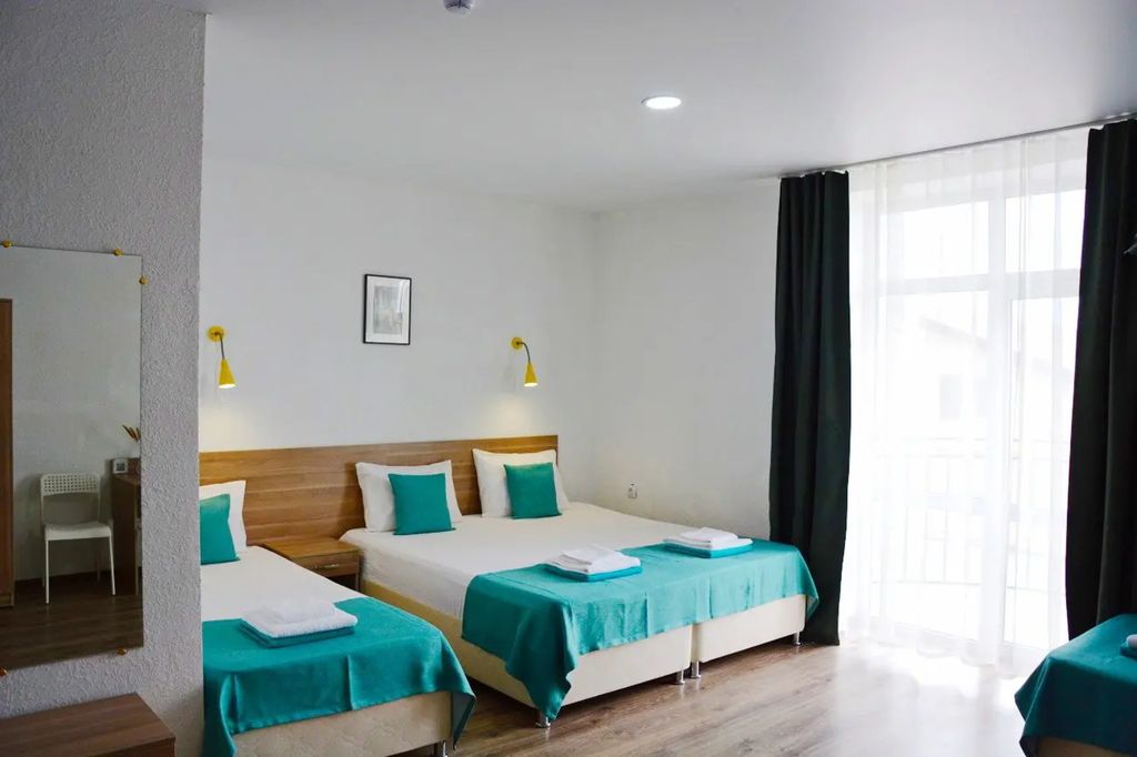 Green Park — Четырёхместный номер 4-х местный стандарт