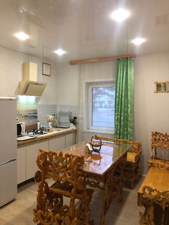 C видом на Кремль — Семейный номер  двухкомнатный номер с кухней и санузлом