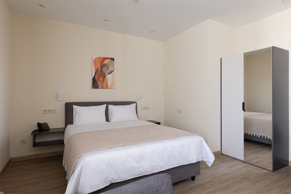 Кремлевский — Апартаменты студия Дмитровская