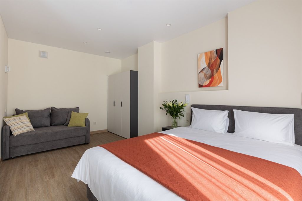 Кремлевский — Апартаменты студия Георгиевский