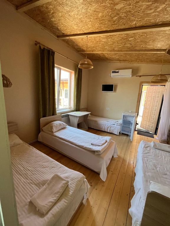 М33 — Четырёхместный номер комфортный