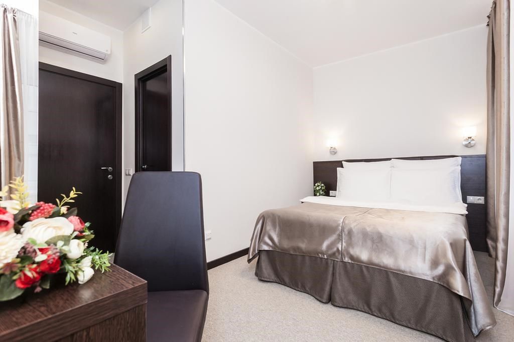 Силуэт — Двухместный номер с 1 кроватью улучшенный