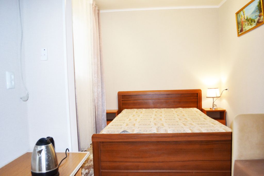 Green Palace — Трёхместный номер Н6 стандарт 2 этаж