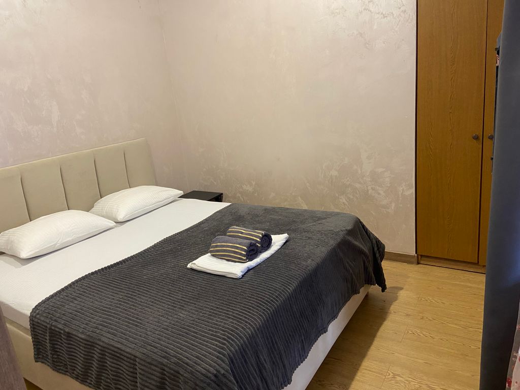 РусАлина — Двухместный номер с 1 кроватью стандартный с балконом (личный санузел на этаже)