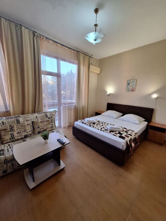 Кузбасс — Четырёхместный номер с балконом