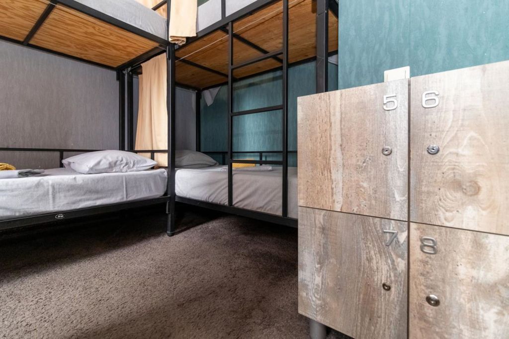 Карлсон — Многоместный мужской номер Карлсон