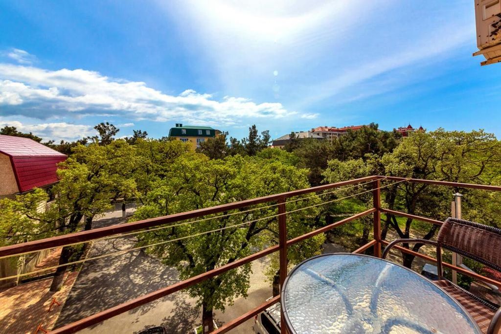 Кузбасс — Трёхместный номер Стандарт с мини кухней