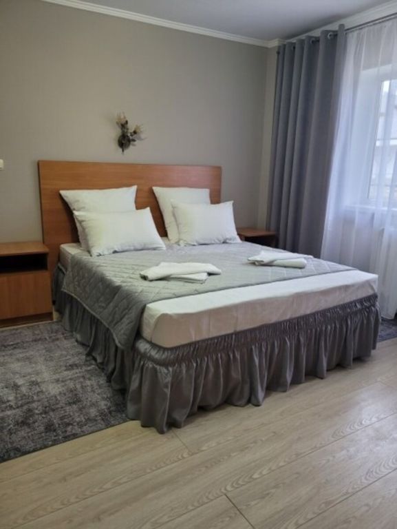 Якорь — Семейный номер двухкомнатный 1 этажный 1 двуспальная