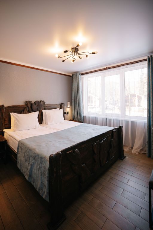 Шервуд — Шале