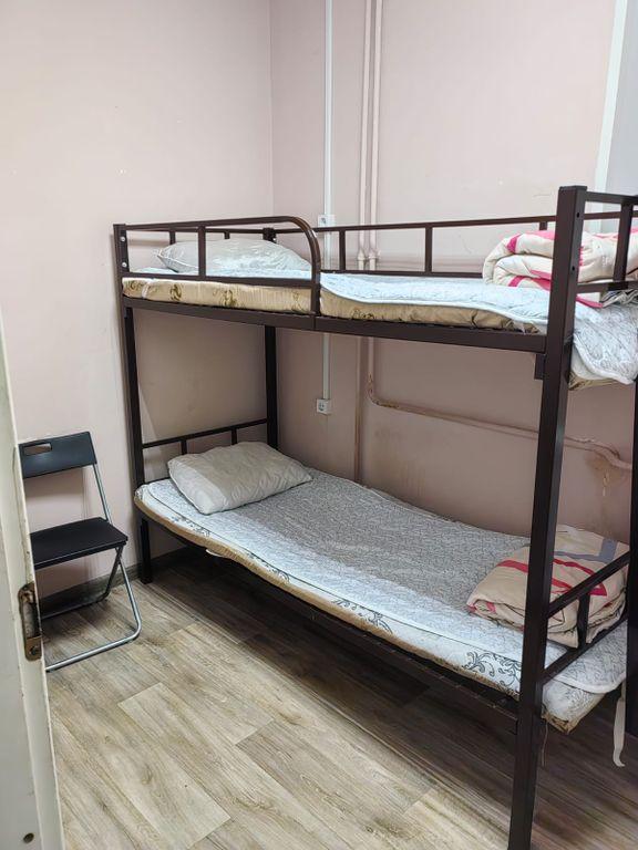 Застава — Многоместный мужской номер