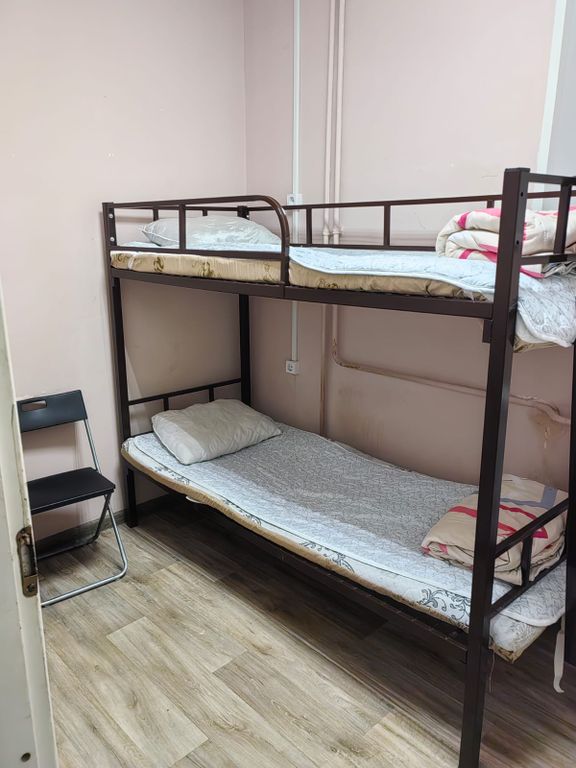 Застава — Многоместный мужской номер