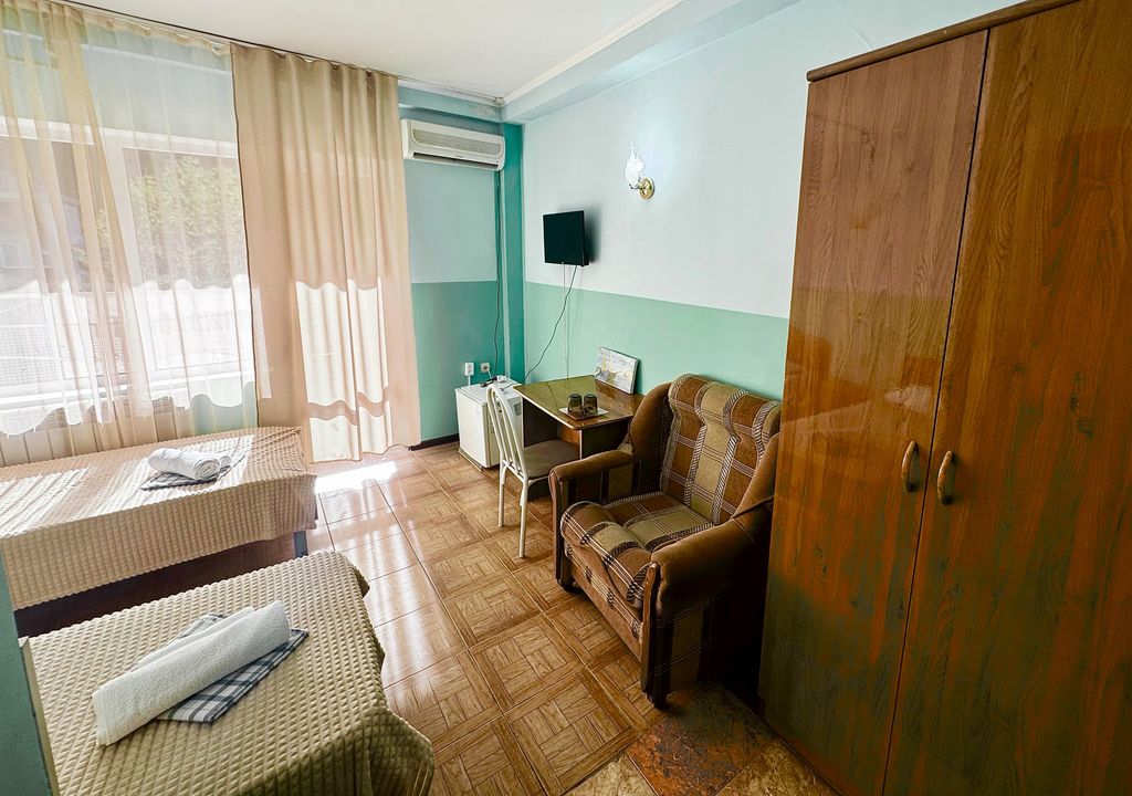 Пальма — Двухместный номер с 2 отдельными кроватями стандарт с видом на горы