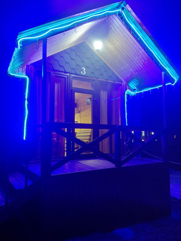 Белая Панда — Дом Дом в горах