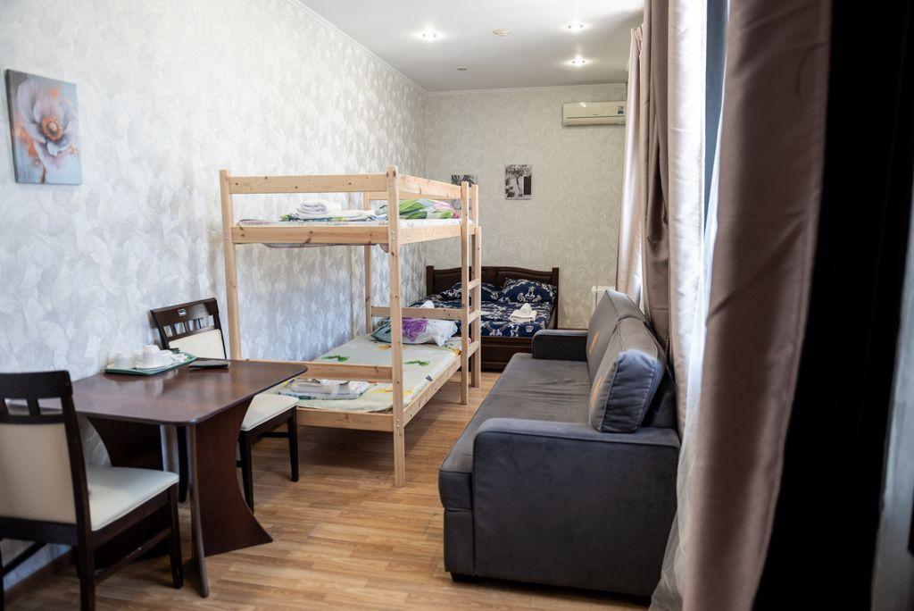 Lucky House — Семейный номер Комфорт пятиместный