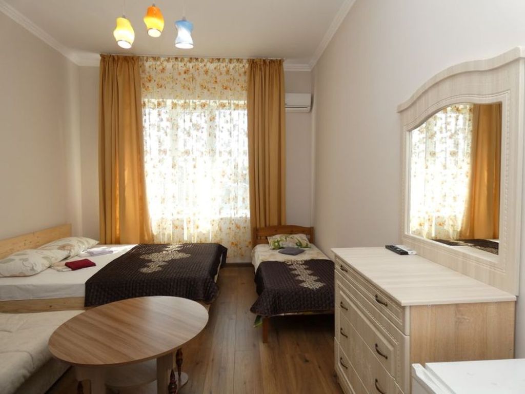 У Алексея — Трёхместный номер стандарт