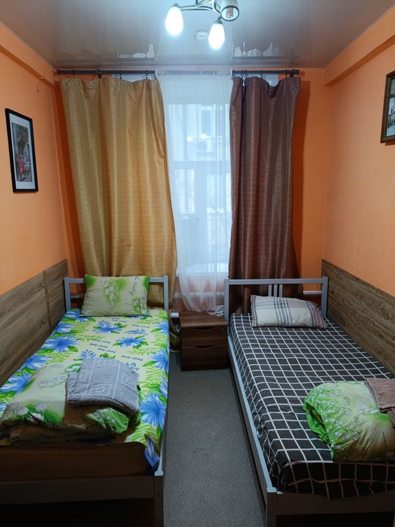 Республика — Многоместный смешанный номер койко-место в 2х местном номере эконом