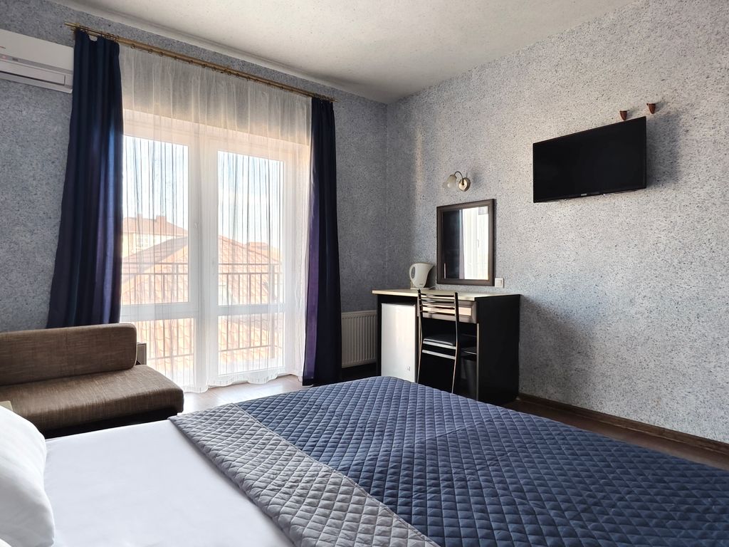 Корвет — Трёхместный номер Стандарт