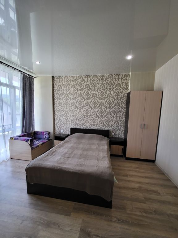 Аура — Трёхместный номер Номер с кухней и санузлом номер 6