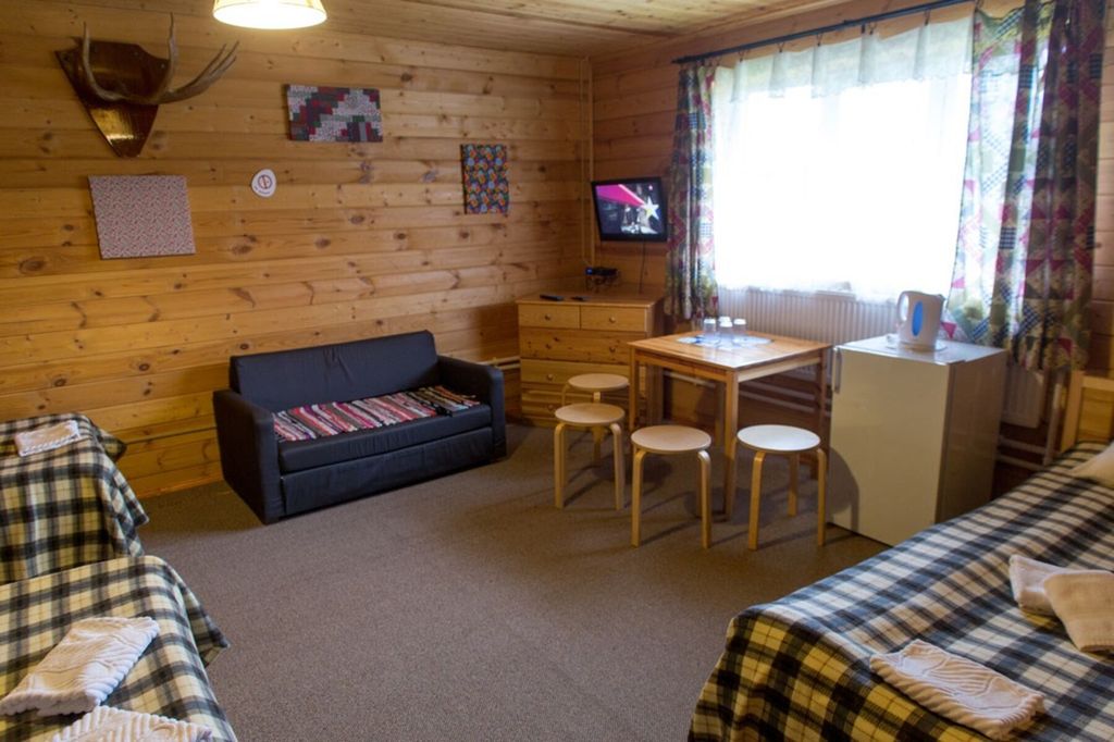 Чудной Двор — Четырёхместный номер полулюкс категории 3