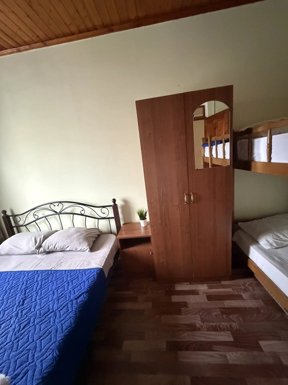 День и Ночь — Четырёхместный номер эконом с кондиционером