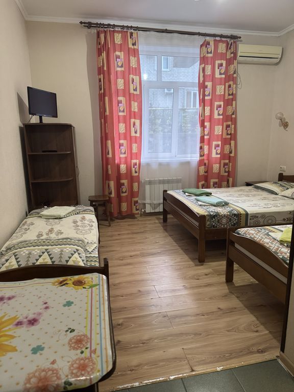 Елена — Четырёхместный номер стандарт