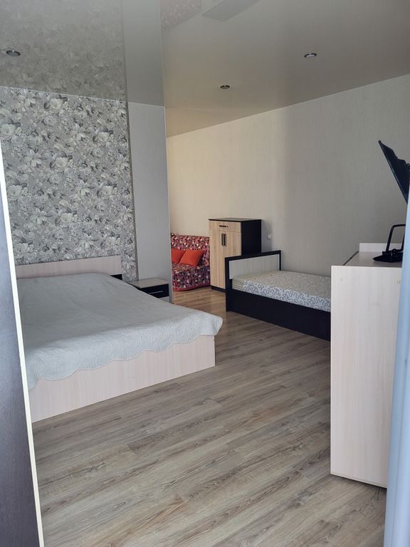 Аура — Семейный номер Улучшенный номер 7 с кухней и санузлом