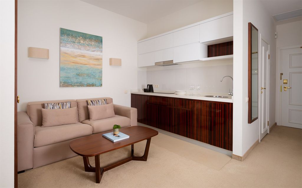 Palmira Business Club — Двухместный номер с 2 отдельными кроватями Комфорт+ с дополнительным местом и кухней