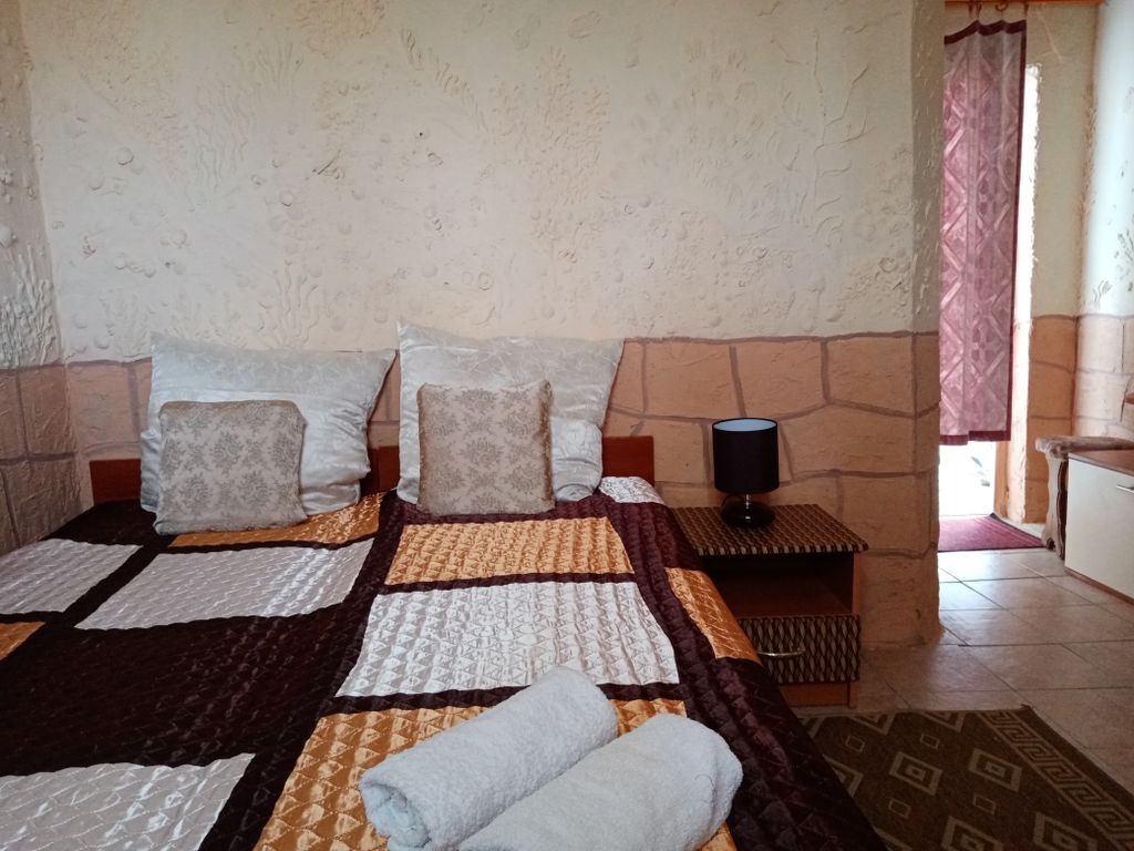 Сказочный дворик — Двухместный номер с 2 отдельными кроватями Два дельфина