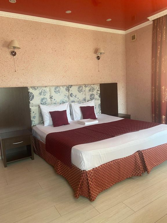 Кристина — Четырёхместный номер семейный комфорт