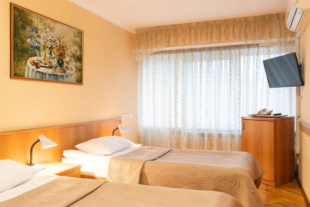 МосУз центр — Двухместный номер с 2 отдельными кроватями двухкомнатный