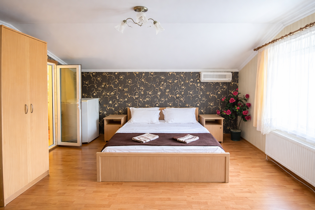 Счастье в доме — Семейный номер Семейный комфорт с балконом