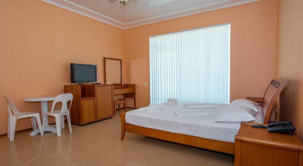 Парадиз — Четырёхместный номер люкс