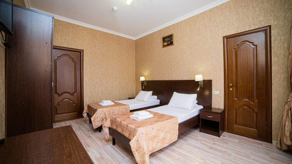 Ной — Двухместный номер с 2 отдельными кроватями улучшенный