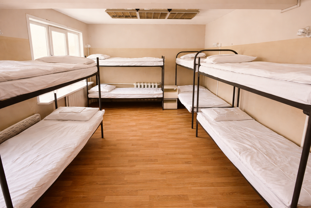 Халва — Многоместный мужской номер общий восьмиместный