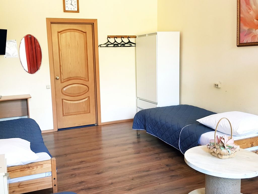 KronHotel 101 — Трёхместный номер семейный бюджетный