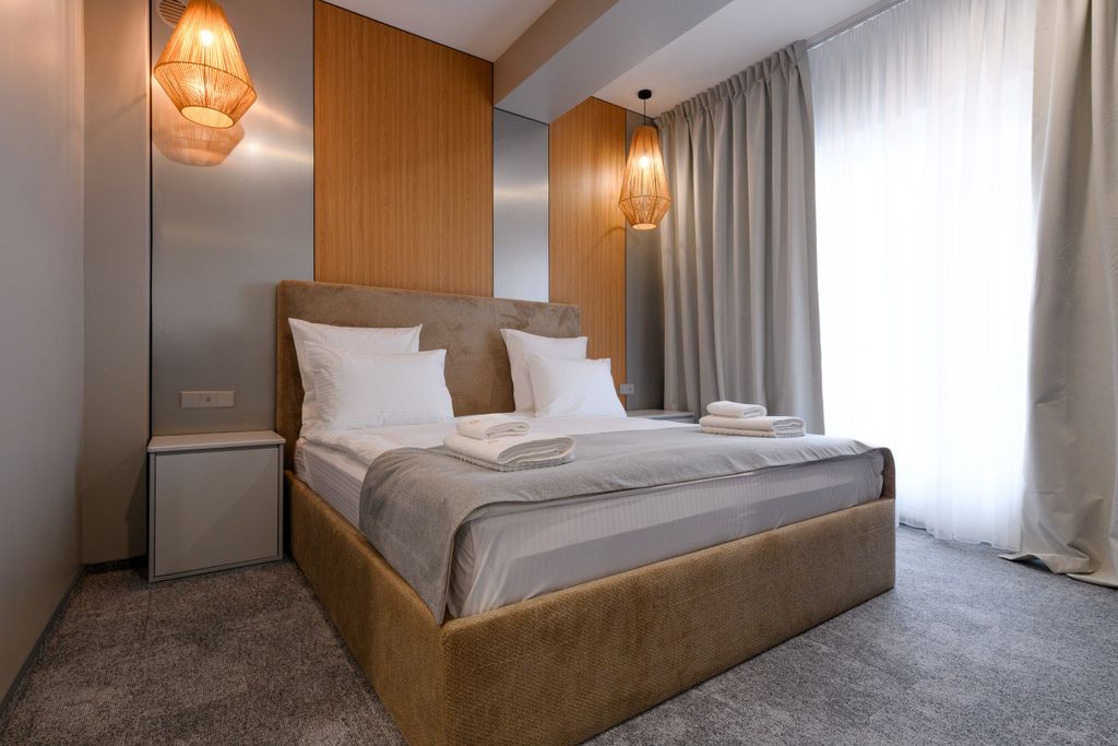 Континент — Двухместный номер с 1 кроватью Сюит Стандарт