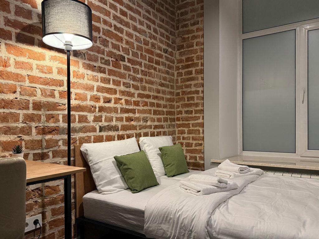 Рэйлвэй капсулз — Двухместный номер с 1 кроватью с общей ванной комнатой