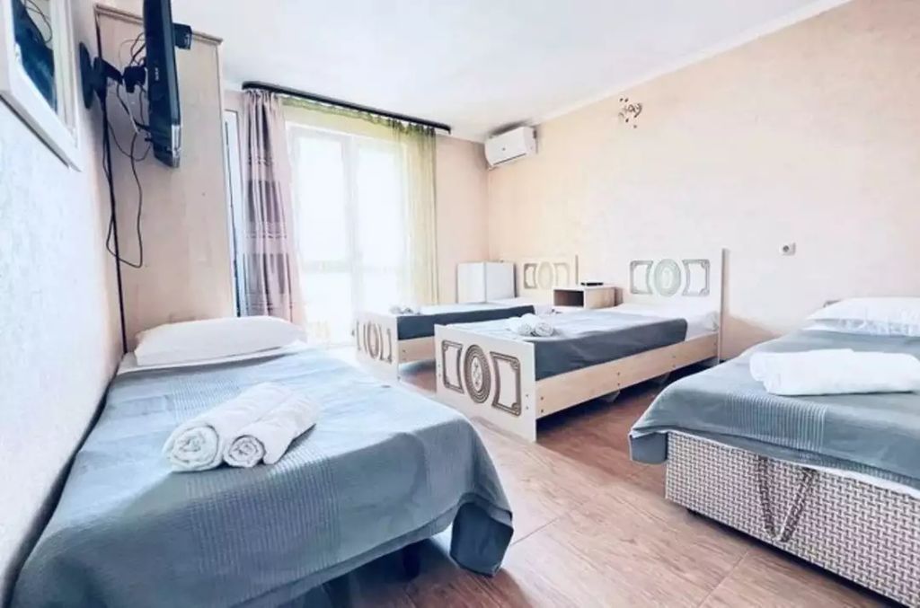 Граф РоСлав — Четырёхместный номер стандарт