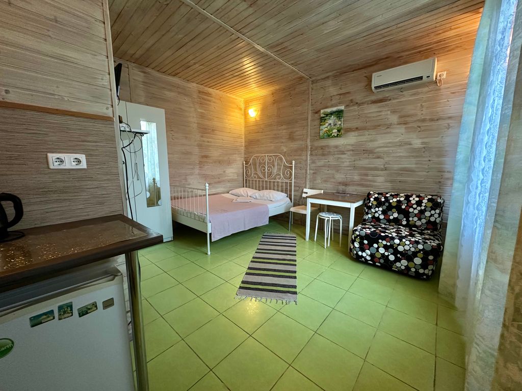 Жардин — Дом трехместный