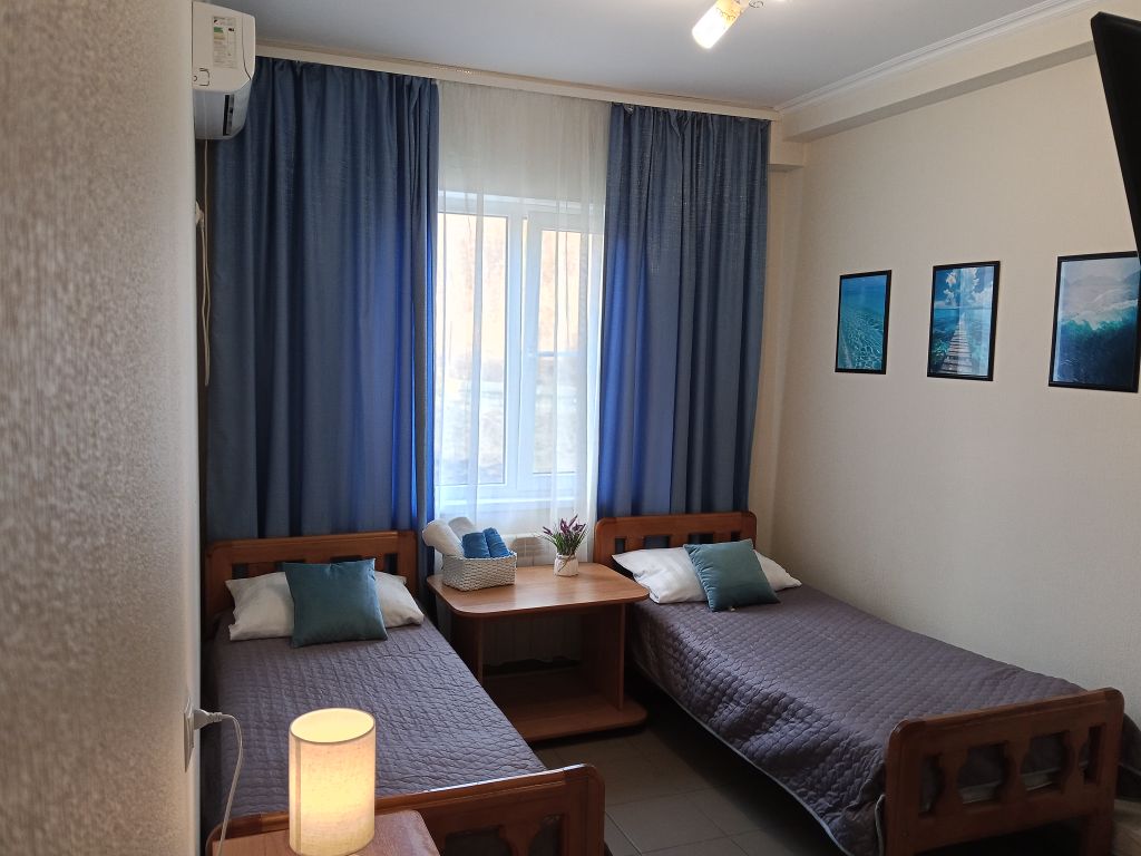 У Сусанны — Двухместный номер с 2 отдельными кроватями улучшенный