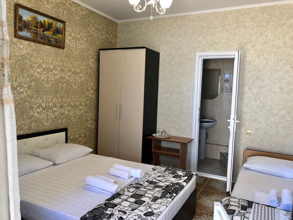 Гармонь — Трёхместный номер