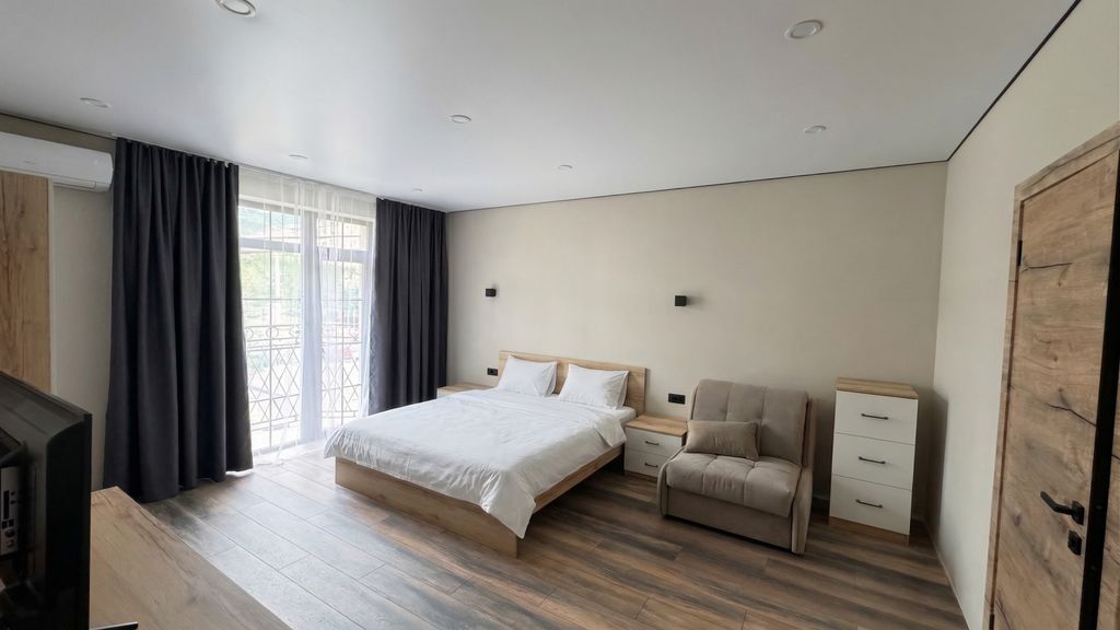 Добрая Деревня — Семейный номер 2х комнатный номер  с балконом