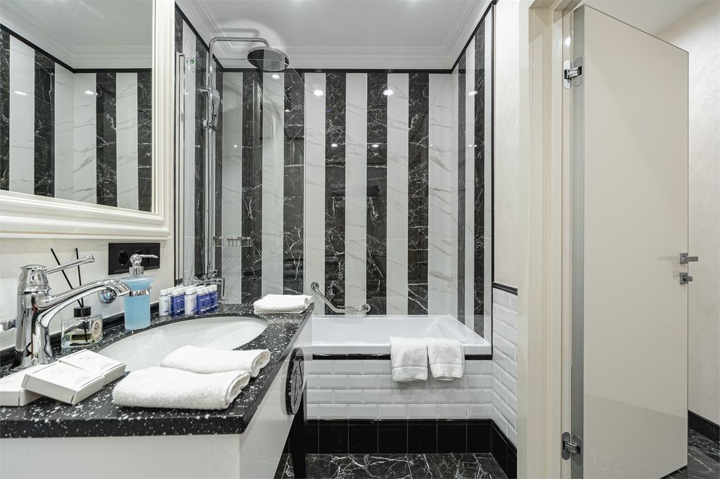 Зазеркалье — Двухместный номер с 1 кроватью Студия с видом на парк