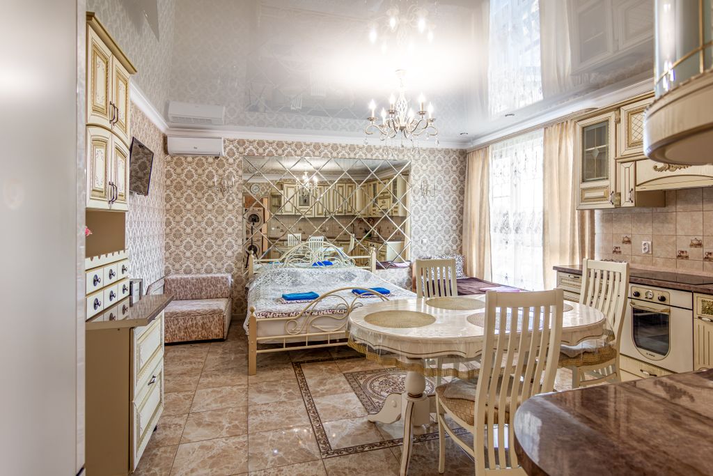 Брио — Апартаменты люкс с видом на море