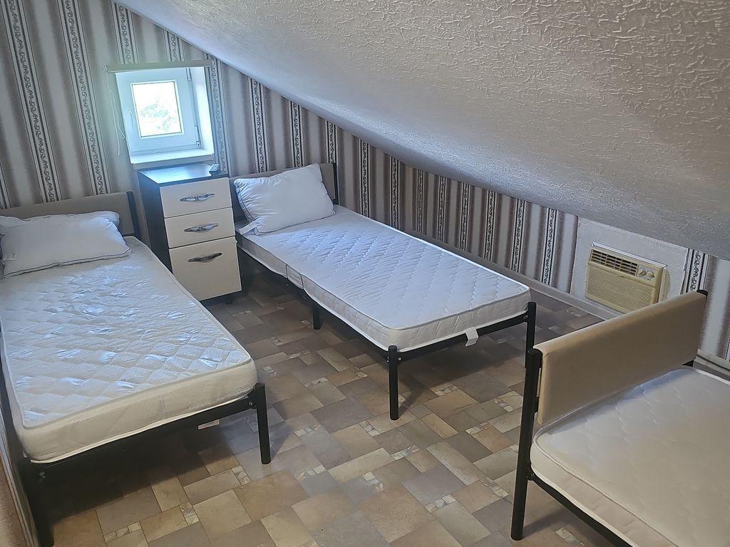 На Цветочной 30 — Трёхместный номер эконом