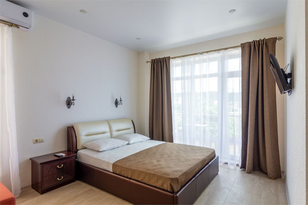 Стела — Четырёхместный номер улучшенный