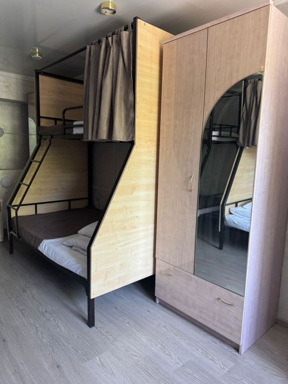 Люкс — Многоместный смешанный номер Шестиместный номер для группы